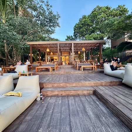 Sunny Cove Beach Resort Koh Phayam Ranong Bagian luar foto